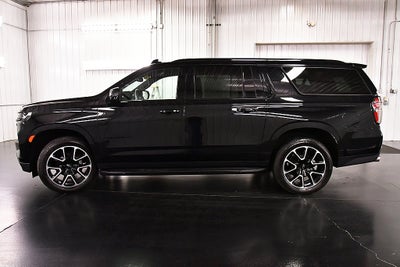 2023 Chevrolet Suburban RST
