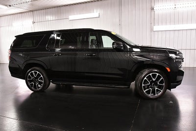 2023 Chevrolet Suburban RST