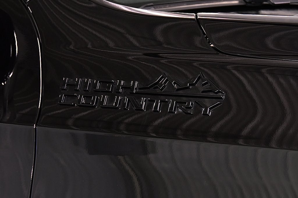 2024 Chevrolet Suburban High Country