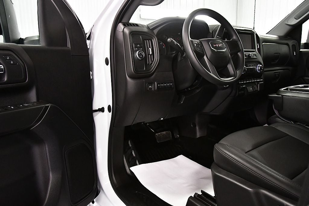 2024 GMC Sierra 2500HD Pro