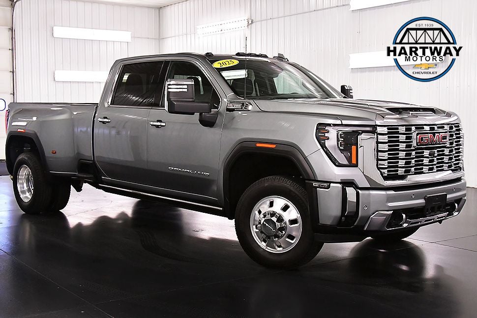 2025 GMC Sierra 3500HD Denali