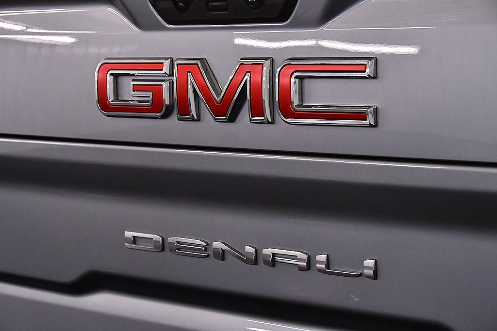 2025 GMC Sierra 3500HD Denali