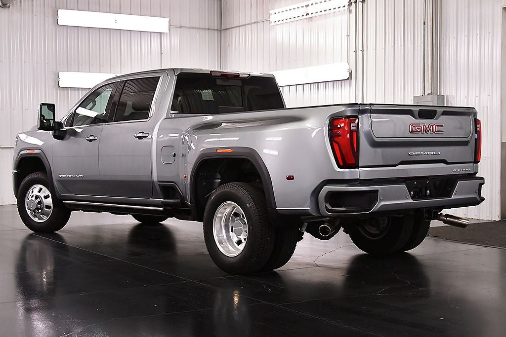2025 GMC Sierra 3500HD Denali