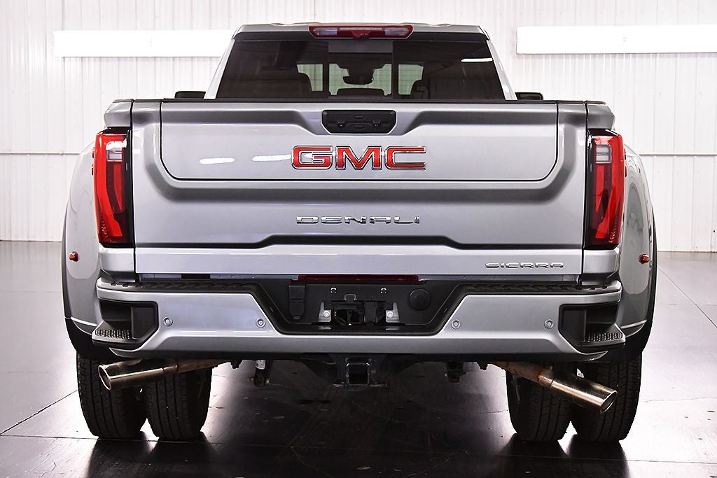 2025 GMC Sierra 3500HD Denali