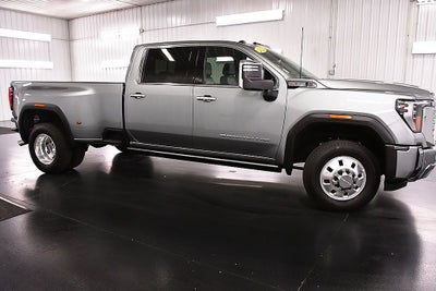 2025 GMC Sierra 3500HD Denali