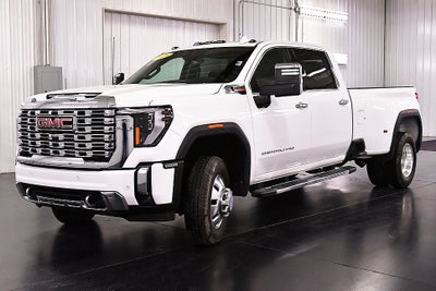 2025 GMC Sierra 3500HD Denali