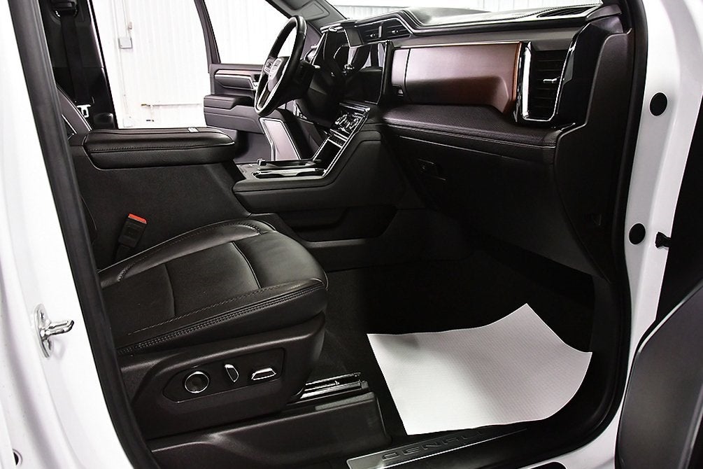 2025 GMC Sierra 3500HD Denali