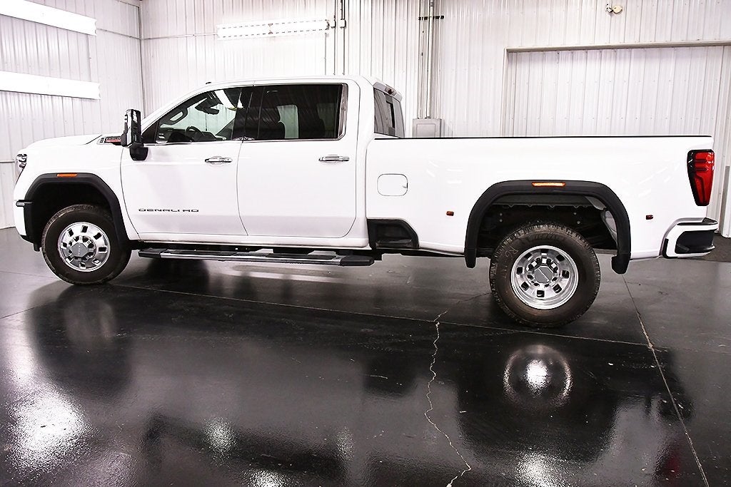 2025 GMC Sierra 3500HD Denali
