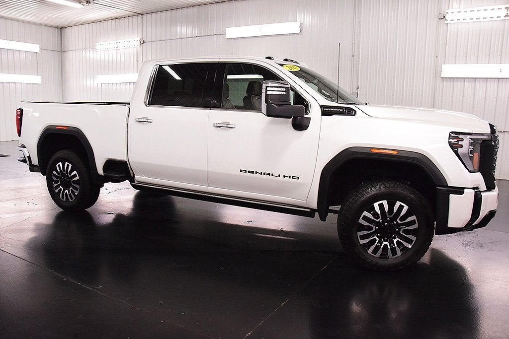 2025 GMC Sierra 2500HD Denali Ultimate