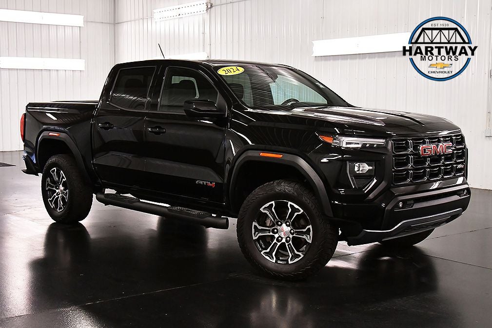 2024 GMC Canyon AT4