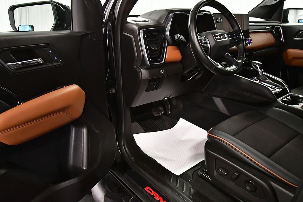 2024 GMC Canyon AT4