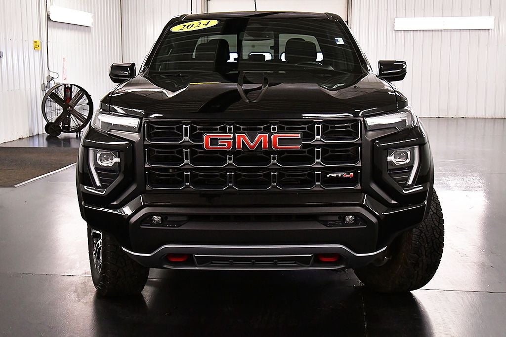 2024 GMC Canyon AT4