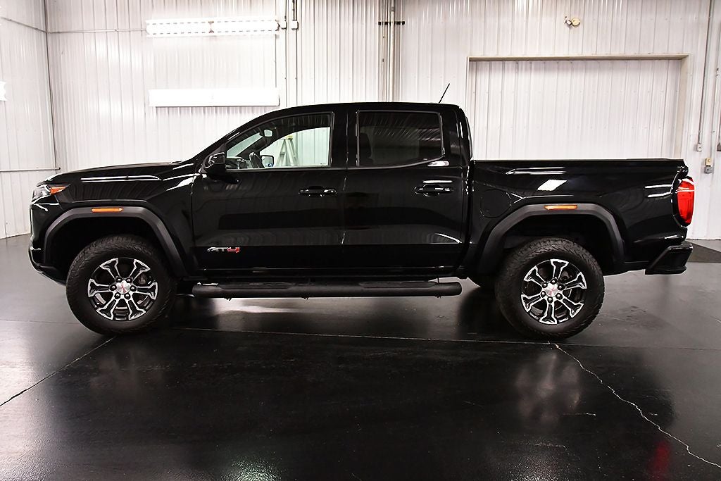 2024 GMC Canyon AT4