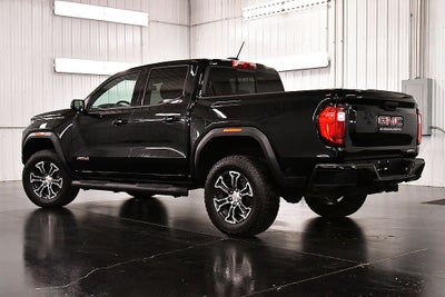 2024 GMC Canyon AT4