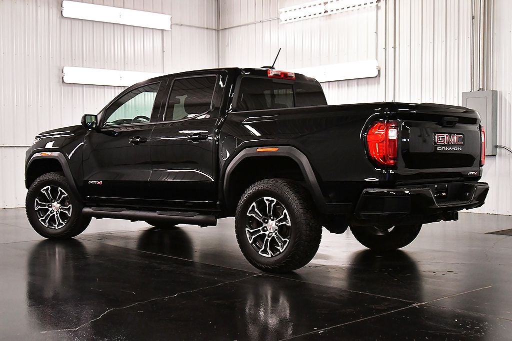 2024 GMC Canyon AT4