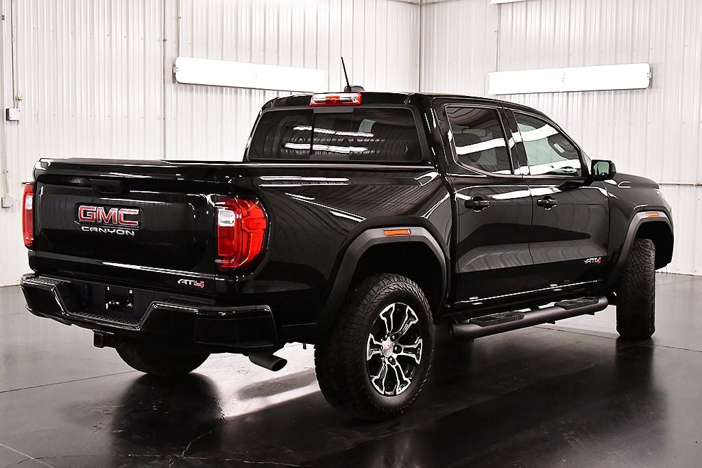 2024 GMC Canyon AT4