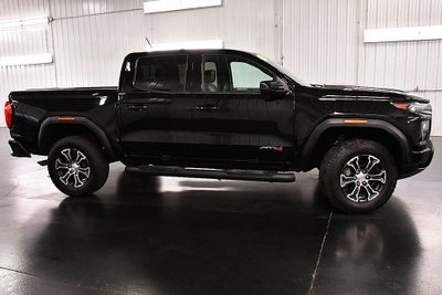 2024 GMC Canyon AT4
