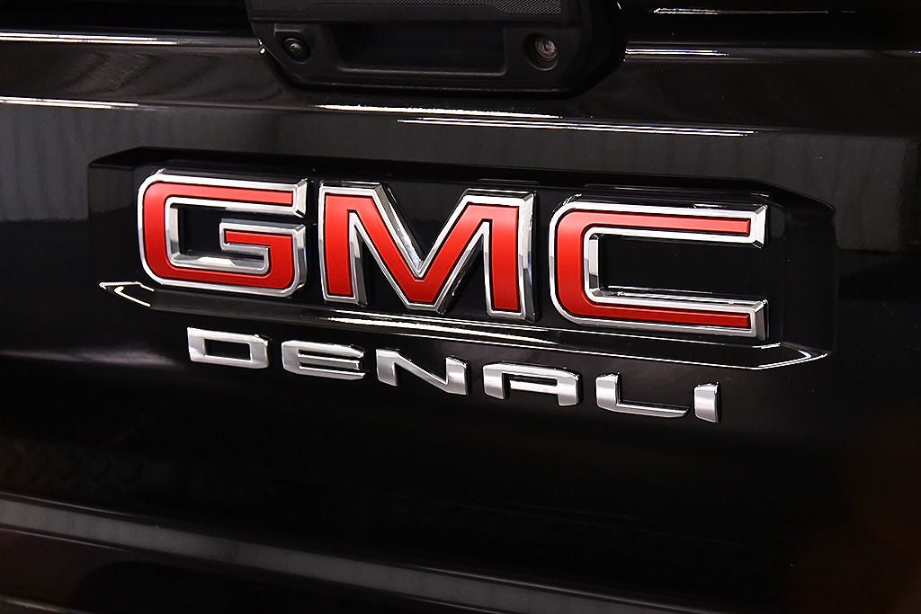 2024 GMC Canyon Denali