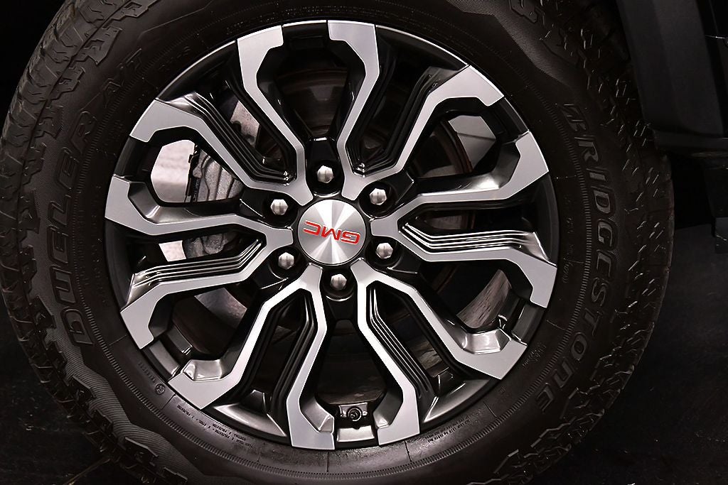 2024 GMC Canyon Denali