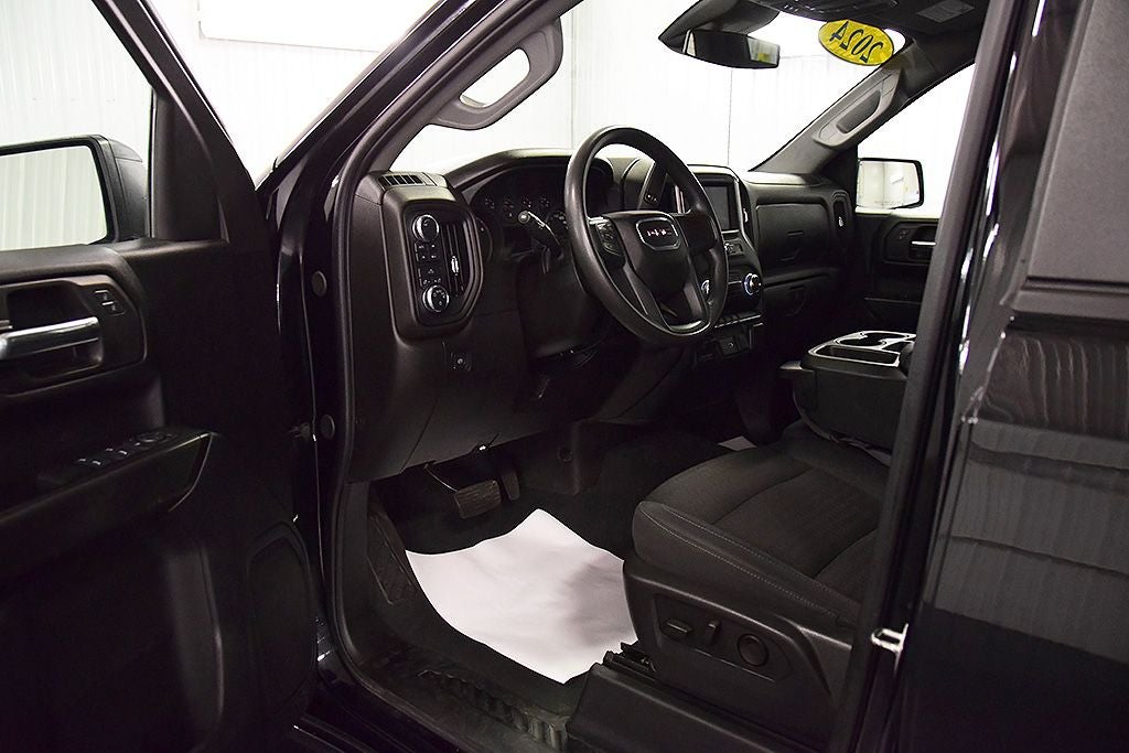 2024 GMC Sierra 1500 Pro Graphite Edition