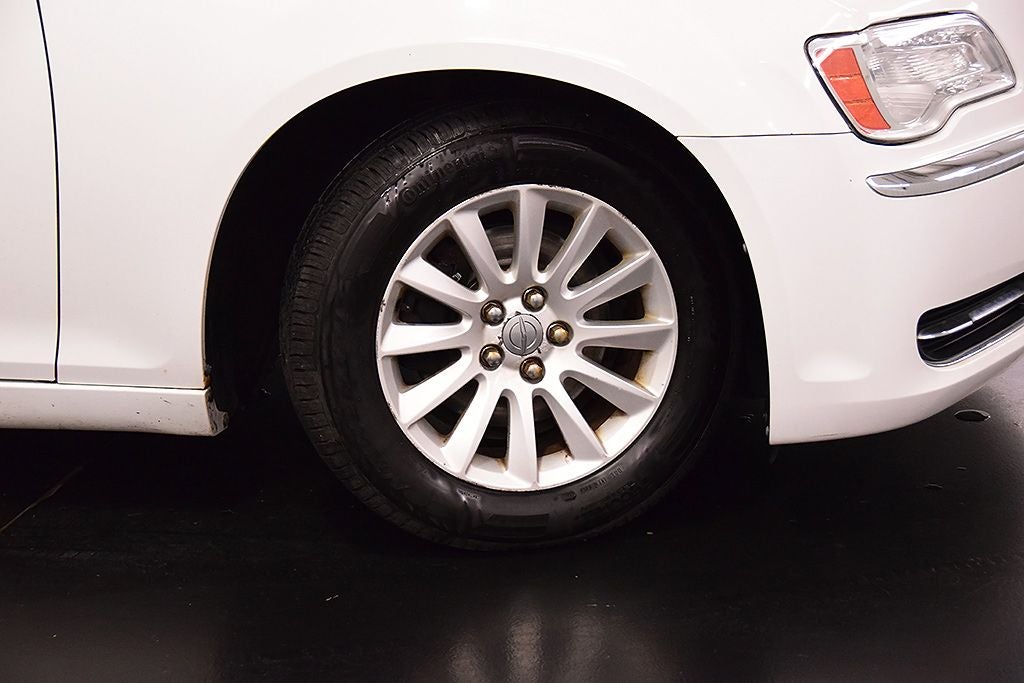 2013 Chrysler 300 Base