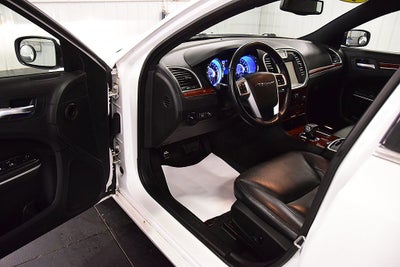 2013 Chrysler 300 Base