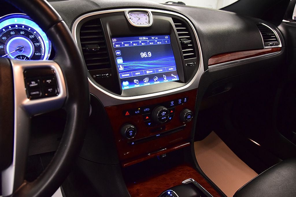 2013 Chrysler 300 Base