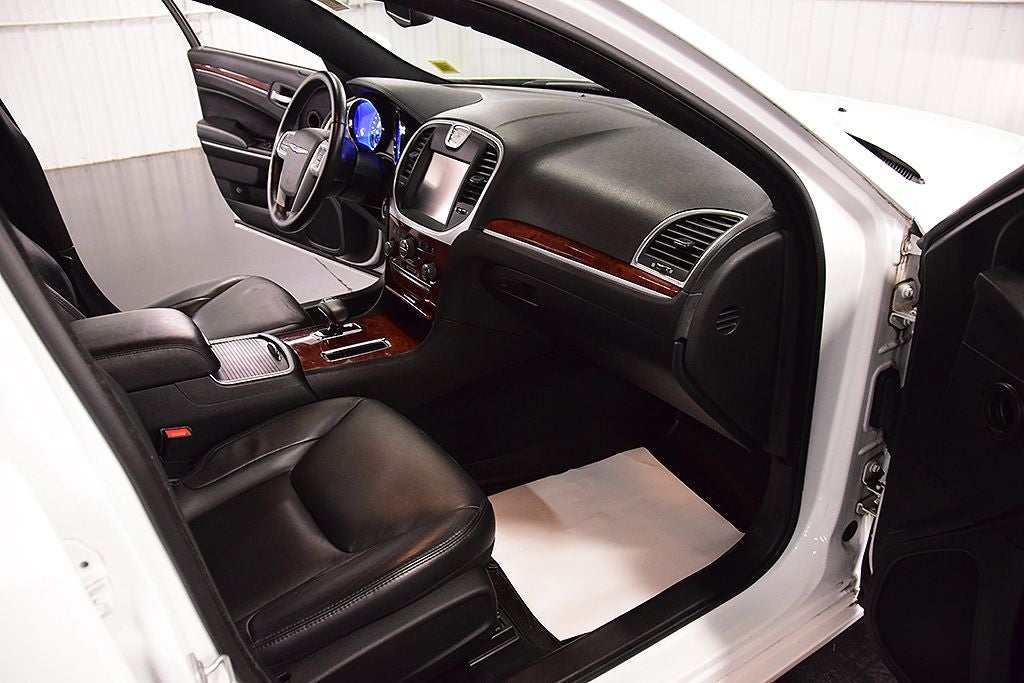 2013 Chrysler 300 Base