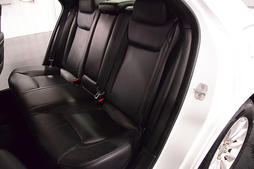 2013 Chrysler 300 Base
