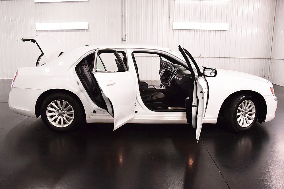2013 Chrysler 300 Base