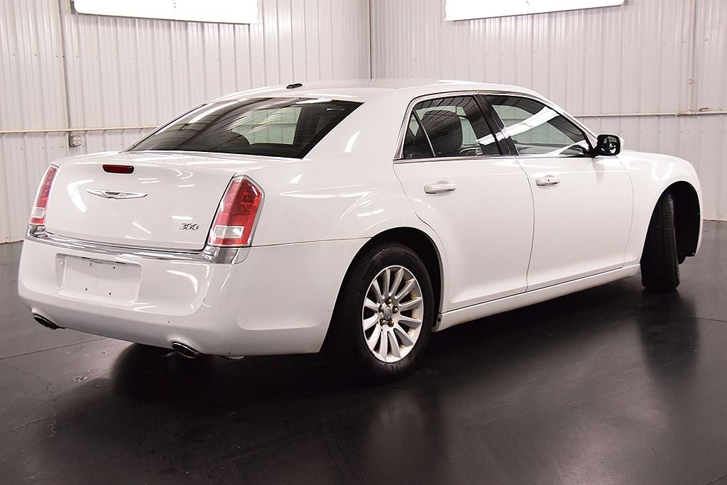 2013 Chrysler 300 Base