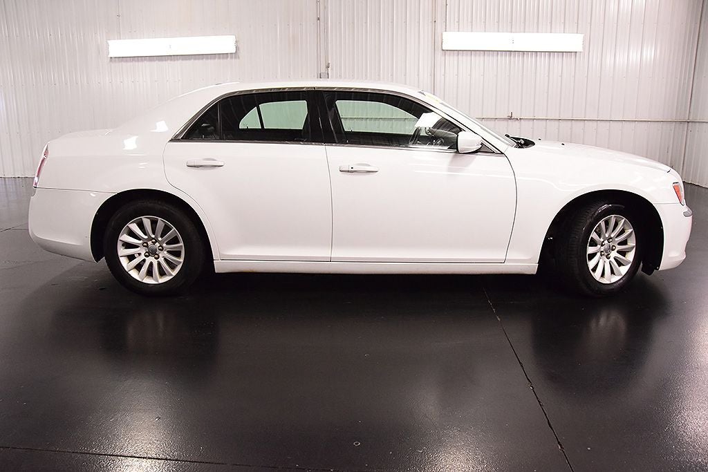 2013 Chrysler 300 Base