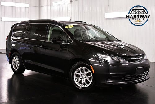 2020 Chrysler Voyager LXI