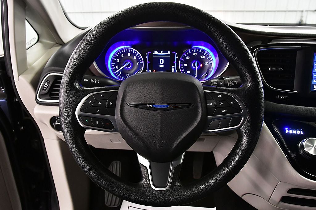 2020 Chrysler Voyager LXI