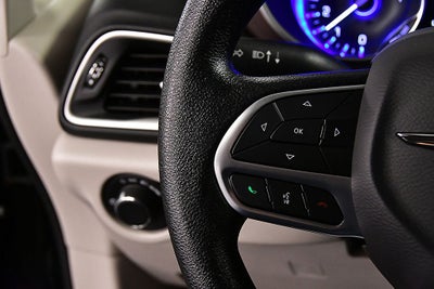2020 Chrysler Voyager LXI