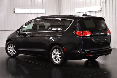 2020 Chrysler Voyager LXI