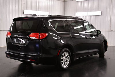 2020 Chrysler Voyager LXI