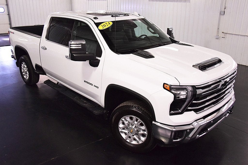 2024 Chevrolet Silverado 2500HD LTZ Dark Essentials