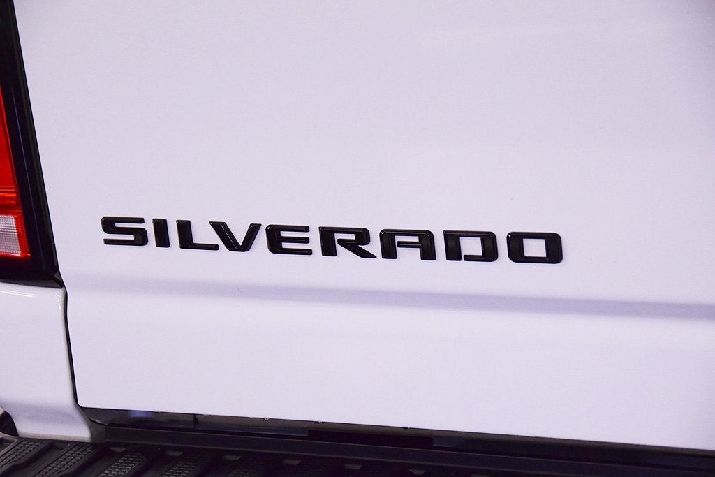 2024 Chevrolet Silverado 2500HD LTZ Dark Essentials