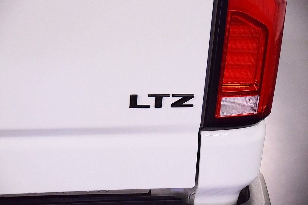 2024 Chevrolet Silverado 2500HD LTZ Dark Essentials