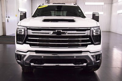2024 Chevrolet Silverado 2500HD LTZ Dark Essentials