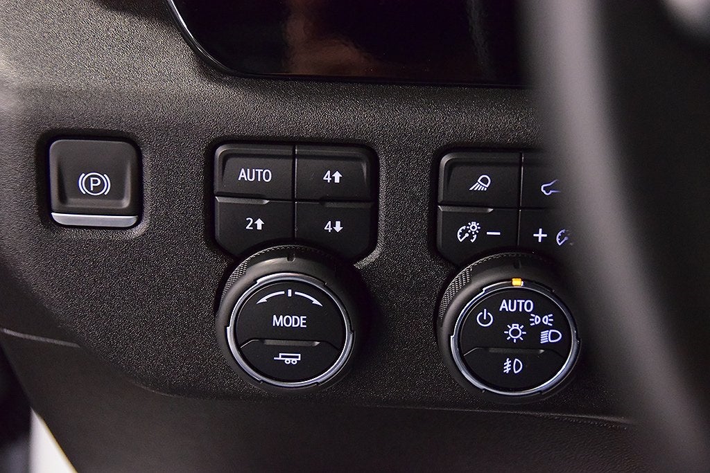 2024 Chevrolet Silverado 2500HD LTZ Dark Essentials