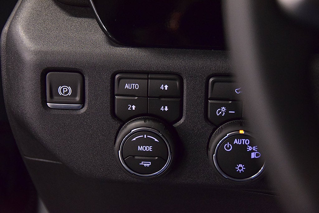 2026 Chevrolet Silverado 1500 LT LT1