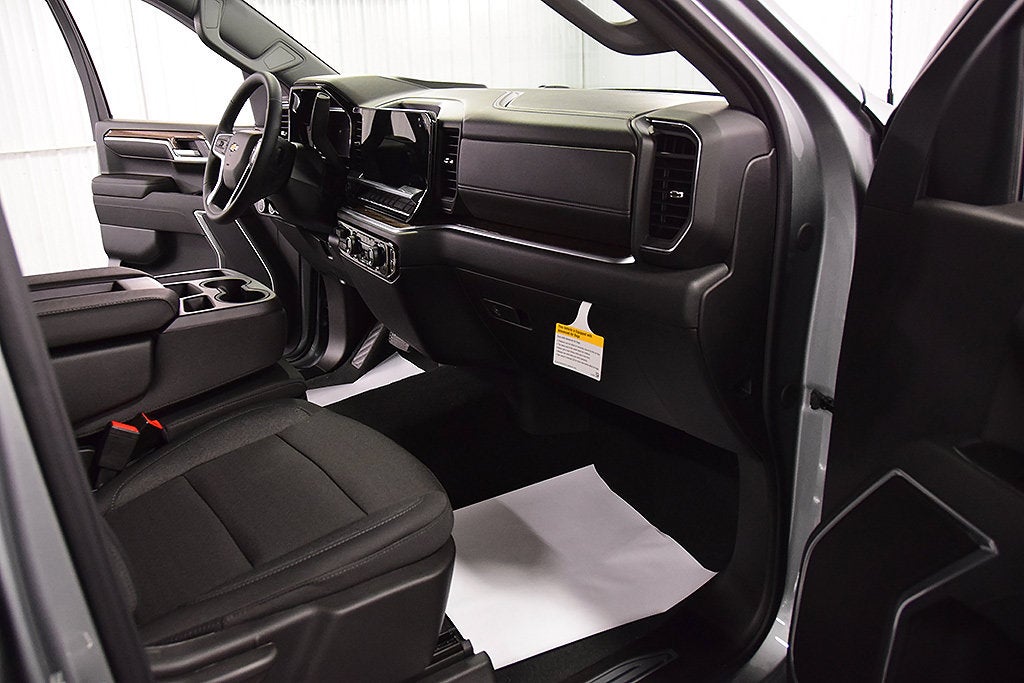 2026 Chevrolet Silverado 1500 LT LT1