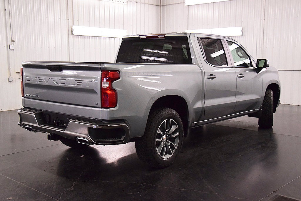 2026 Chevrolet Silverado 1500 LT LT1