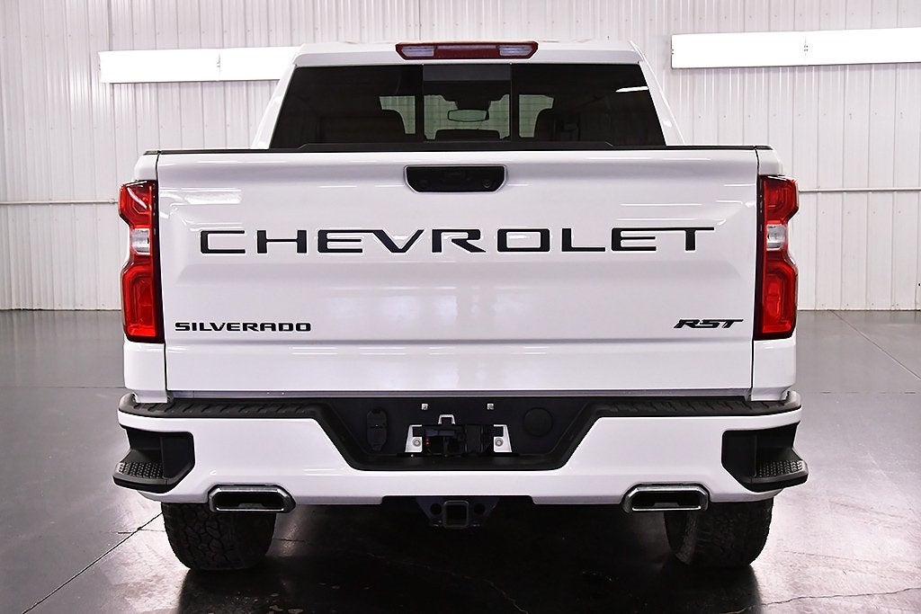 2026 Chevrolet Silverado 1500 RST Dark Essentials