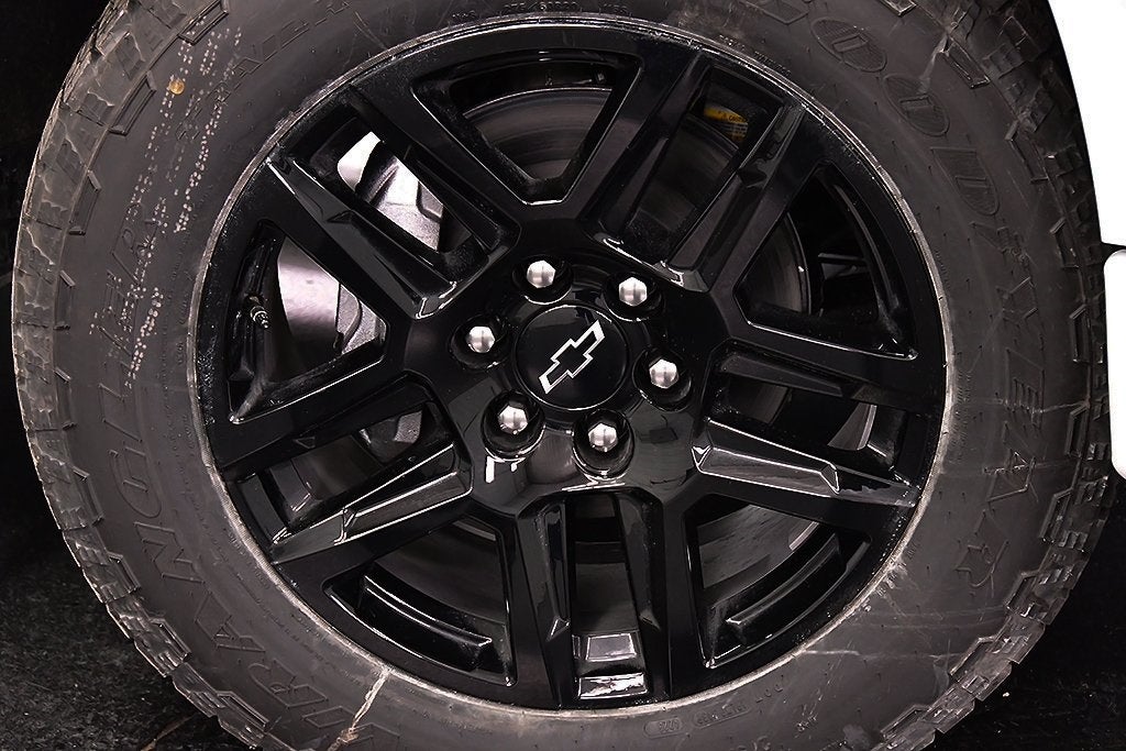 2026 Chevrolet Silverado 1500 RST Dark Essentials