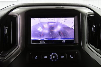 2022 Chevrolet Silverado 1500 Custom Trail Boss Dark Essentials