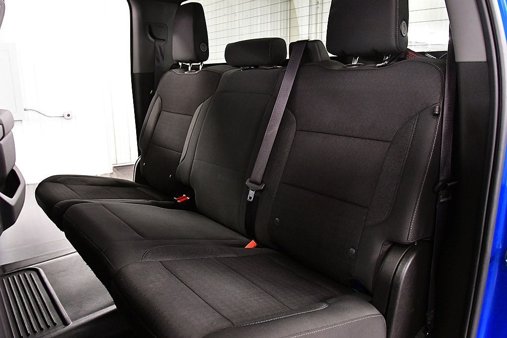 2022 Chevrolet Silverado 1500 Custom Trail Boss Dark Essentials