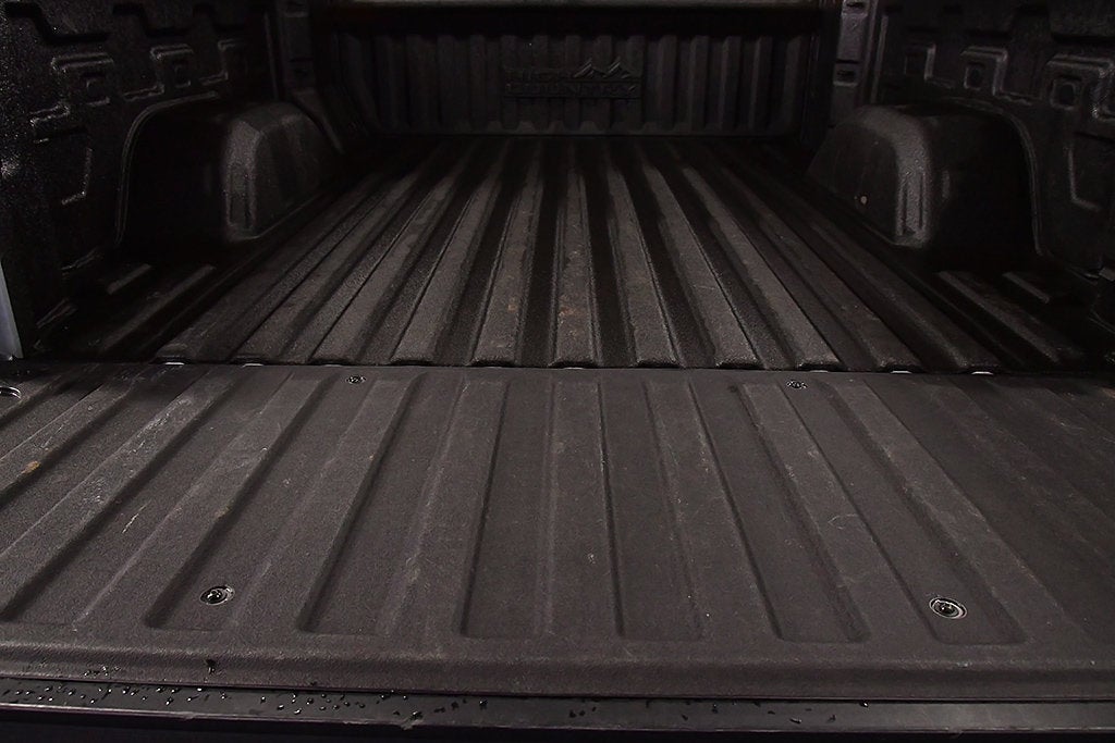 2023 Chevrolet Silverado 1500 High Country Dark Essentials Z71